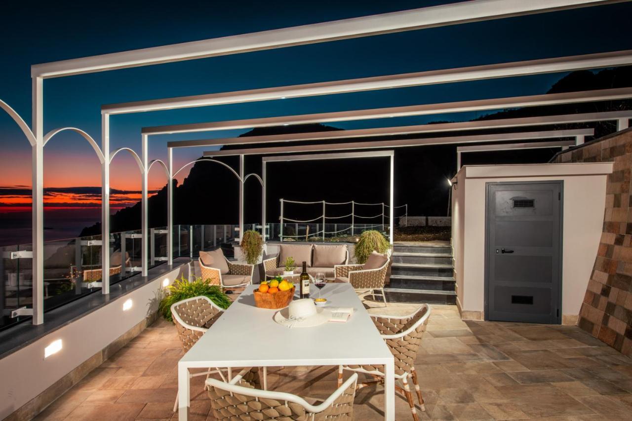 Villa La Tagliata Spectacular Jacuzzi Tub Amazing View And Private Parking Garage 포지타노 외부 사진