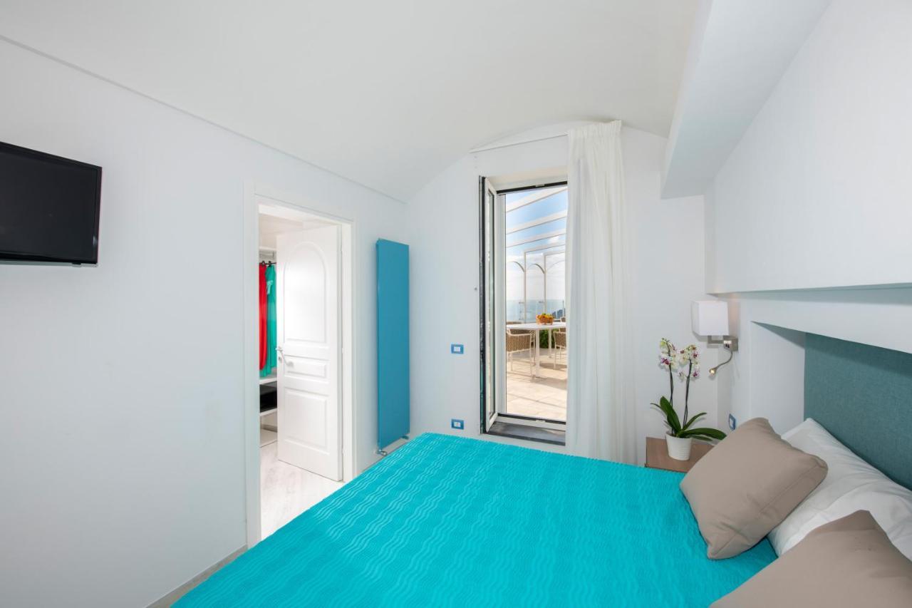 Villa La Tagliata Spectacular Jacuzzi Tub Amazing View And Private Parking Garage 포지타노 외부 사진